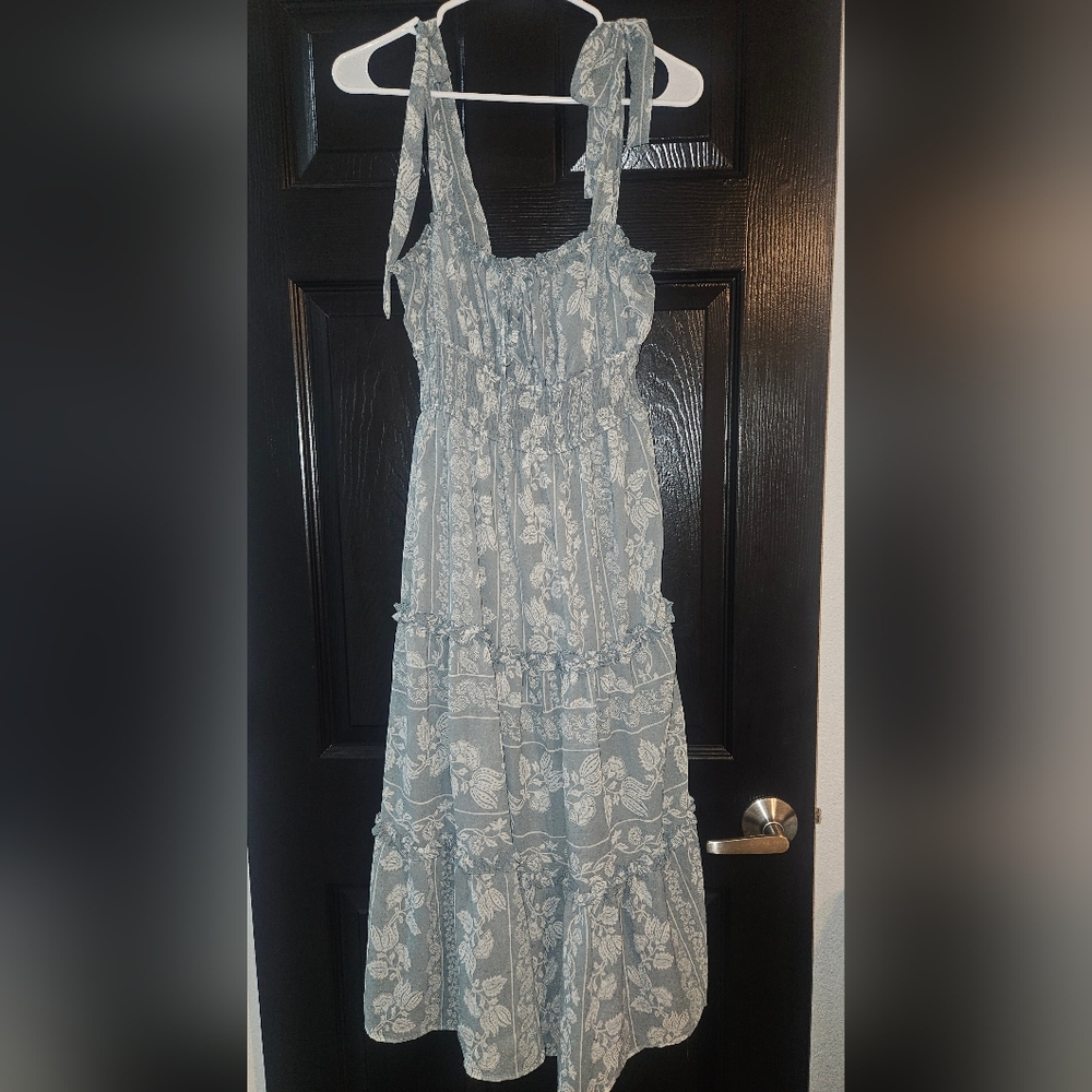 Trixxi Gray Ruffled Tiered Midi Sundress